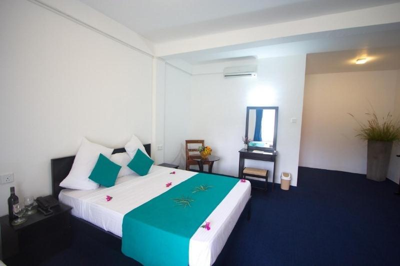 Kothmale Holiday Hotel Kandy Quarto foto